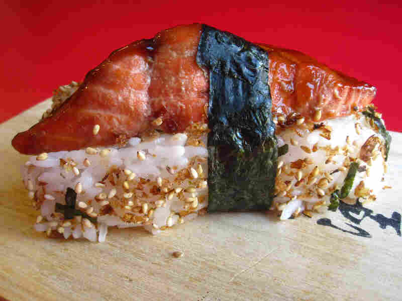 Salmon Musubi