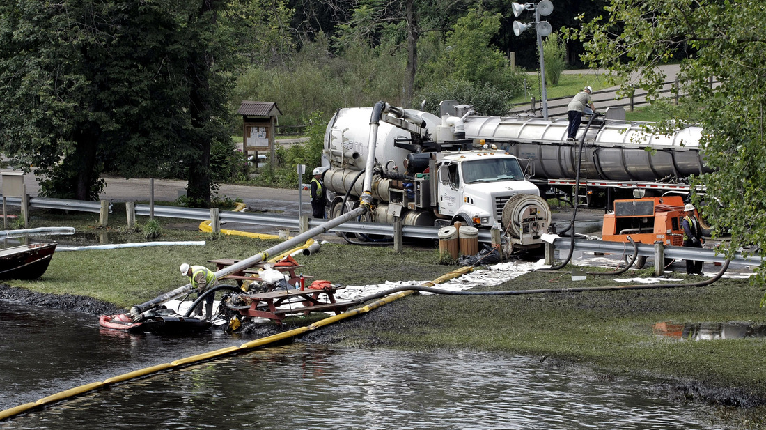 Pipeline Operator Blamed In Kalamazoo Spill, The Costliest Onshore Oil