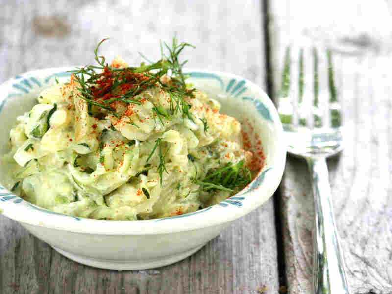 Piquant Zucchini With Sour Cream And Dill
