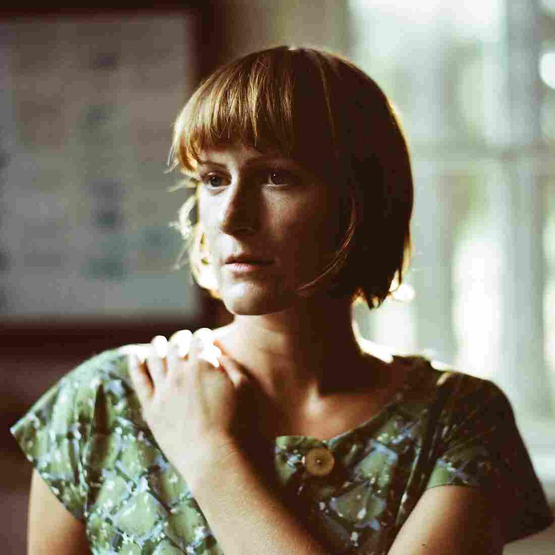 Laura Gibson.