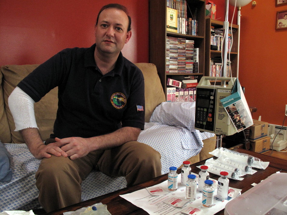Matthew Spencer receives intravenous infusions of a potent antifungal drug at home twice a day for an indefinite period to treat a suspected case of fungal infection linked to a contaminated steroid drug that came from New England Compounding Center in Massachusetts. (Richard Knox/NPR)