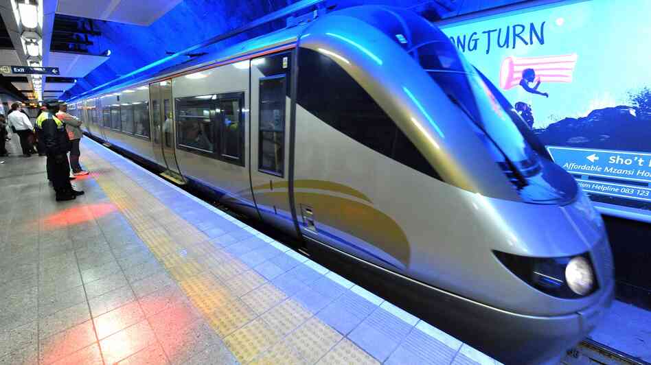 Africa’s Fastest Train!!!! (pics) Politics Nigeria