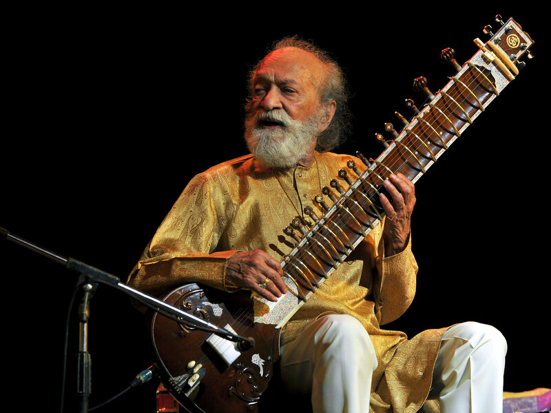 Indian Musicians Remember Their Teacher Ravi Shankar Npr