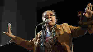 Dee Alexander's Funkin' With Electric Soul: Live In Chicago