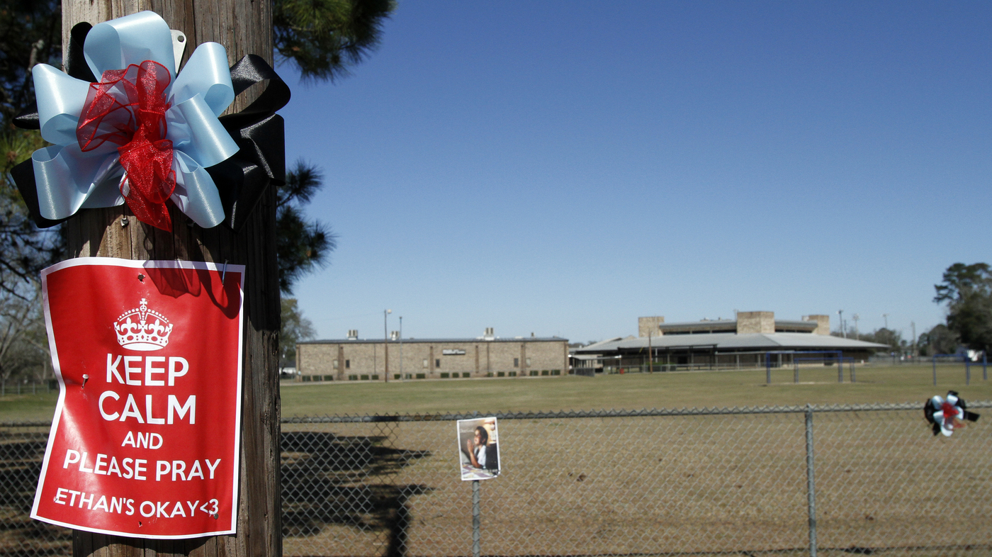 Alabama Hostage Standoff Ends; Kidnapped Child Is Safe The TwoWay NPR