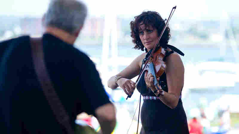 Jenny Scheinman and Bill Frisell perform songs of John Lennon at the 2012 Newport Jazz Festival. The two also performed as a duo.