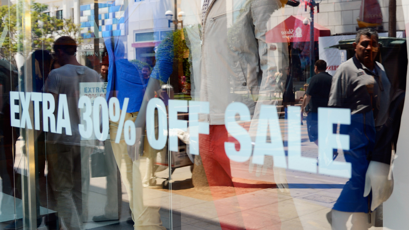 Consumer Spending Rose 0 7 Percent In February The Two Way Npr Consumer Spending Rose 0 7 Percent In February The Two Way Npr