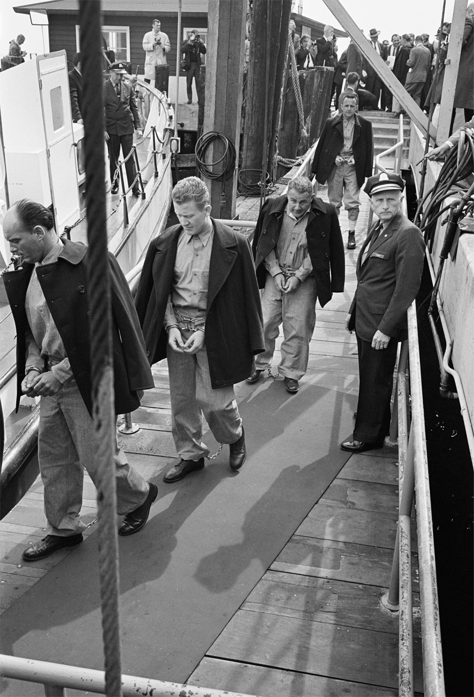 ALCATRAZ: THE LAST DAY – The Photography of Leigh Wiener