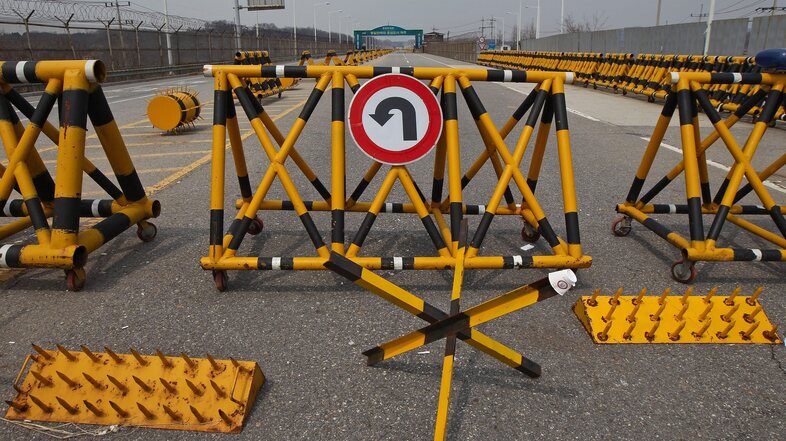 Do not enter: Barriers, including spikes, at the Military Demarcation Line (MDL) near the Demilitarized Zone (DMZ) in the Gyeonggi province, South Korea. (Jeon Heon-kyun /EPA /LANDOV)