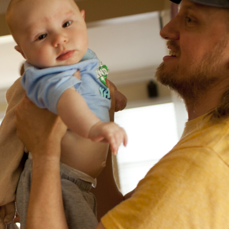 More Fathers Are Breaking the Stay At Home Dad Stigma - The New