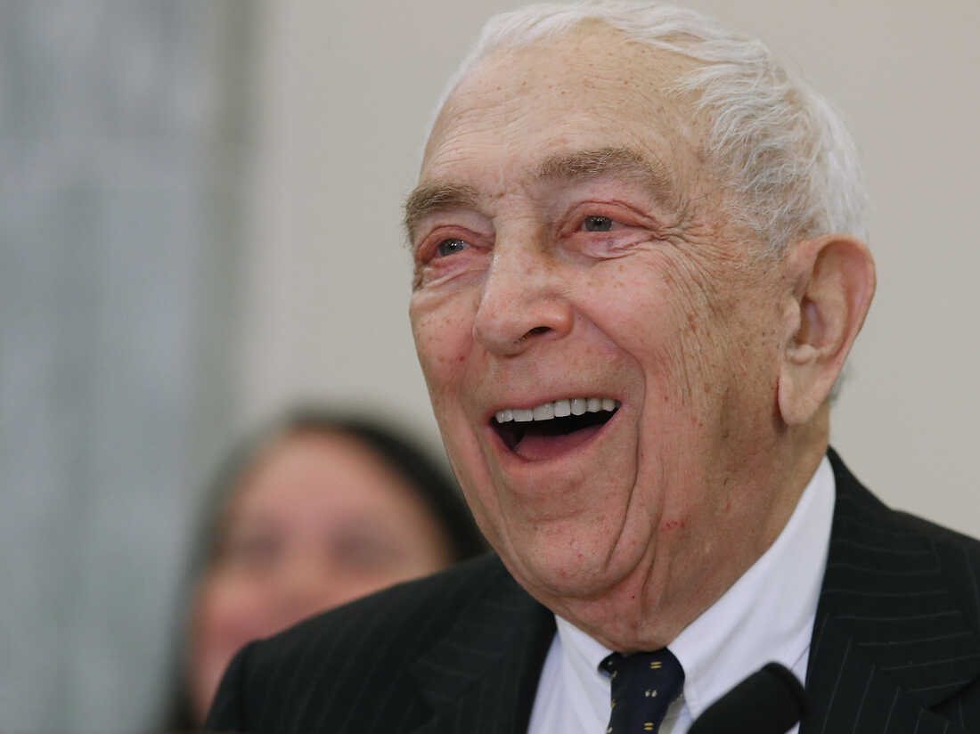 Sen. Frank Lautenberg (D-NJ) at a congressional hearing last year. He died on June 3.