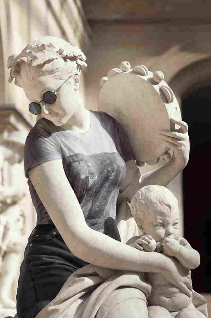 hipster-in-stone-10
