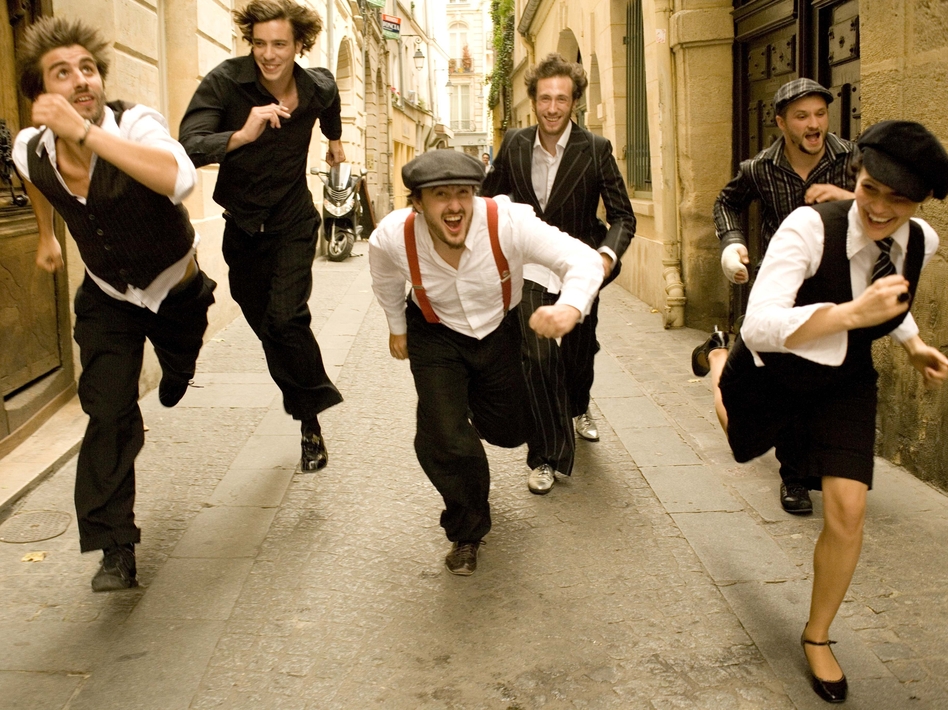 Caravan Palace.