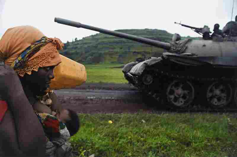 Congolese women flee to Goma, in the Democratic Republic of Congo, 2008.