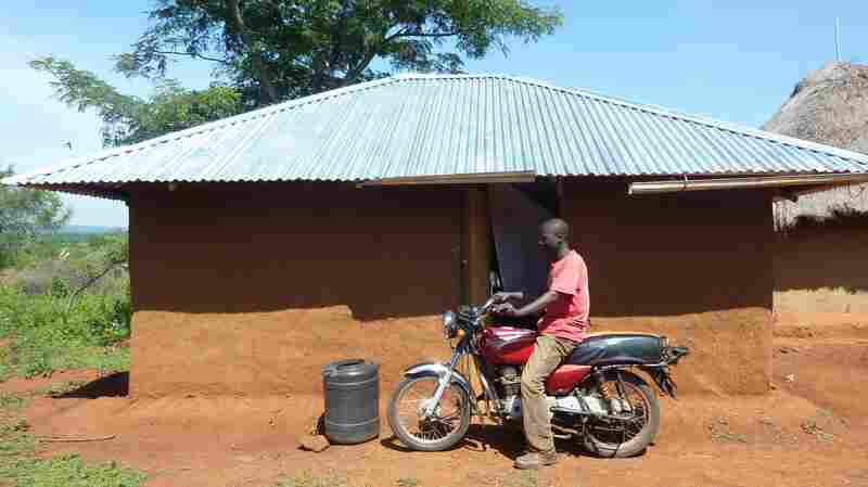 Episode 480: The Charity That Just Gives People Money