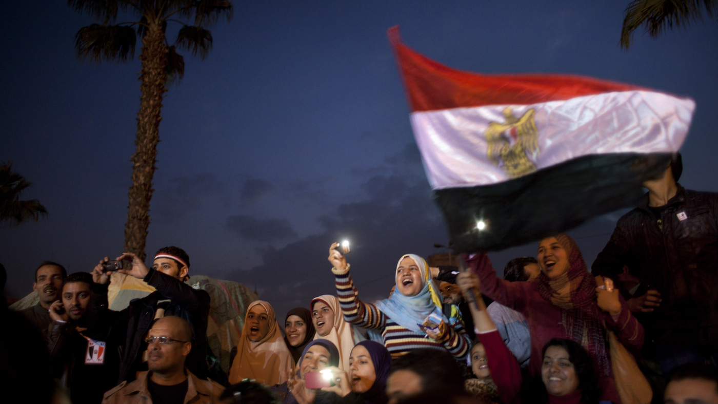 Egypt Parallel In Egypt's Political Turmoil, Middle Ground Is The Loneliest ...
