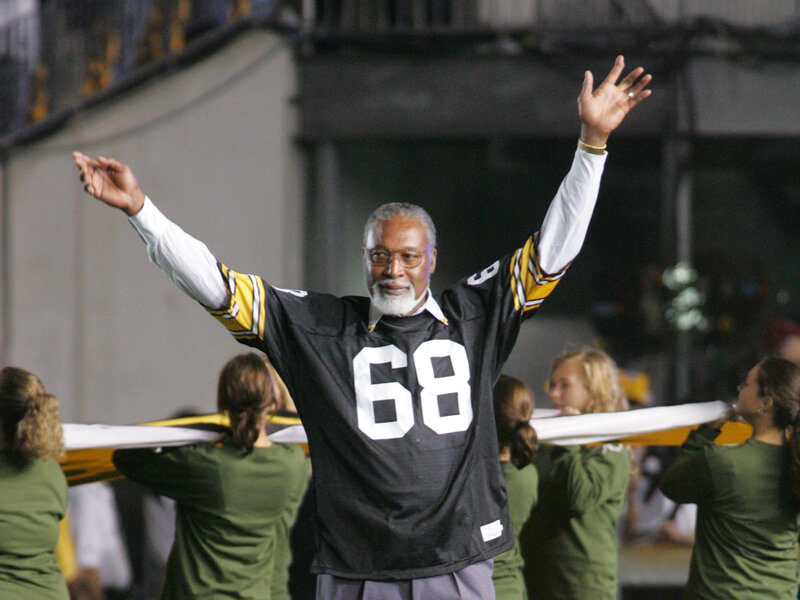 L C Greenwood Part Of Pittsburgh S Steel Curtain Dies The