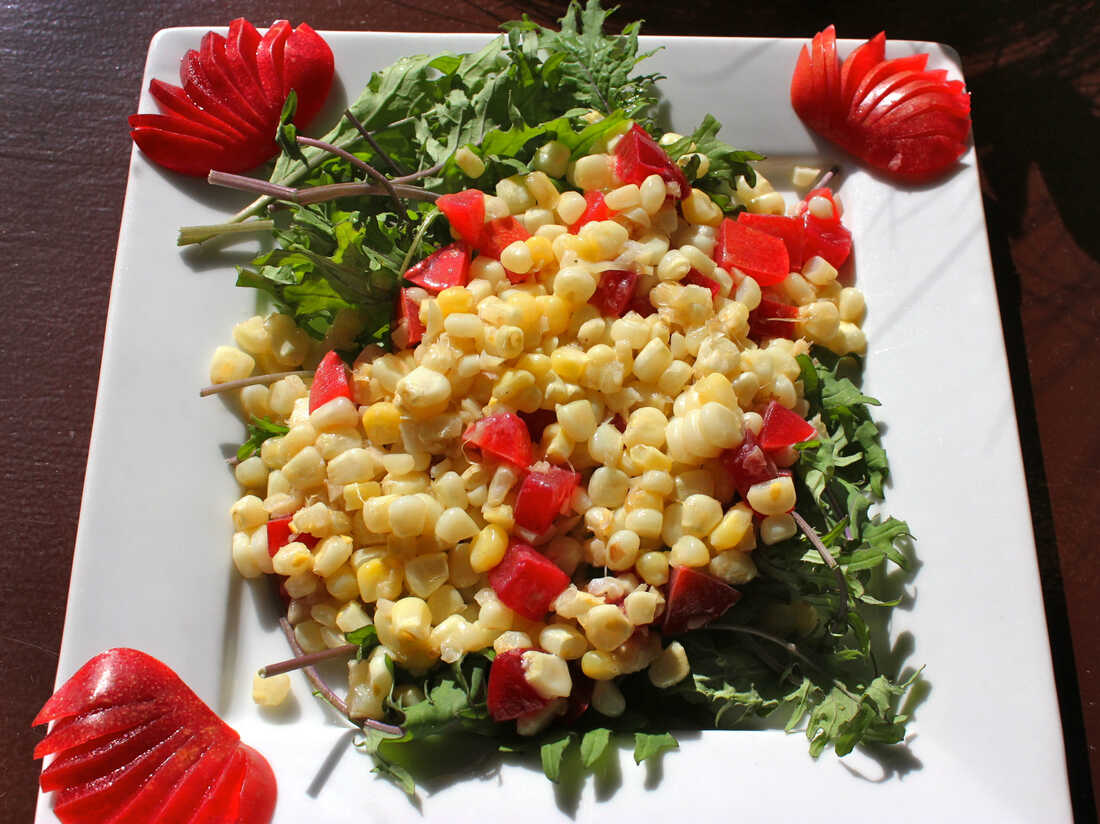 Fresh-Cut Corn with Young Ginger and Plums