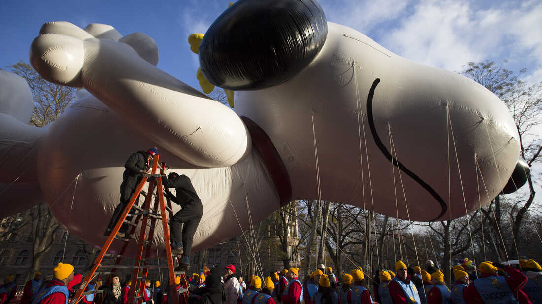 Fly On, Snoopy (And Friends) Macy's Parade Balloons Get AllClear