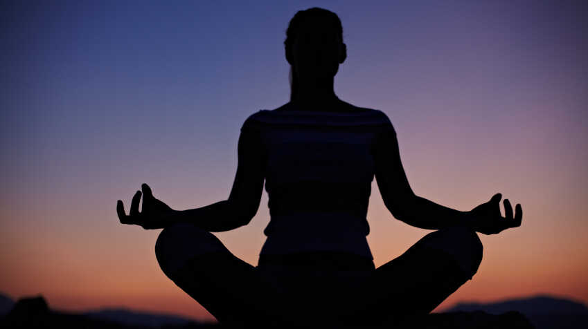 Benefits of Meditation: 12 Science-Based Benefits of Meditation