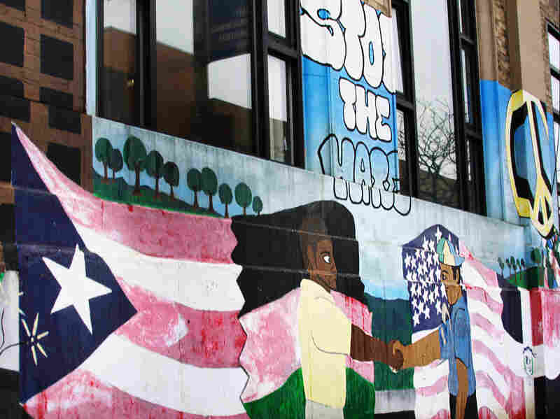 Mural depicting the Puerto Rican flag in Brooklyn, New York.