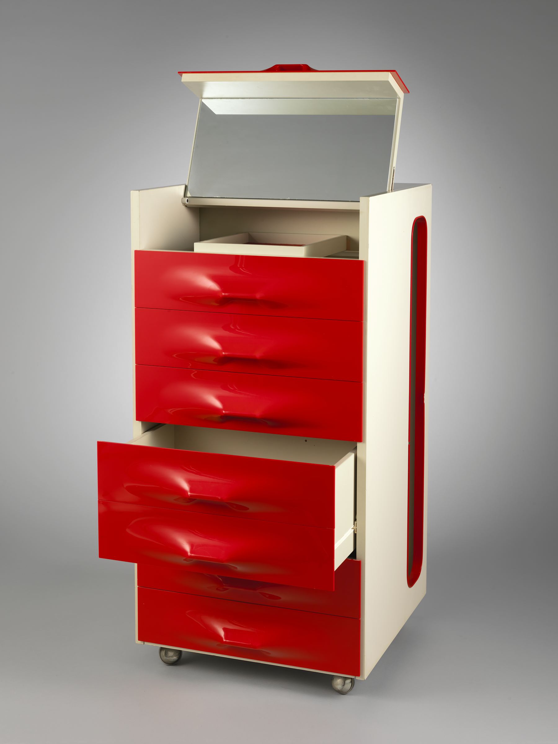 red dressing table You're So Vain! Vintage Vanities & Dressing Tables