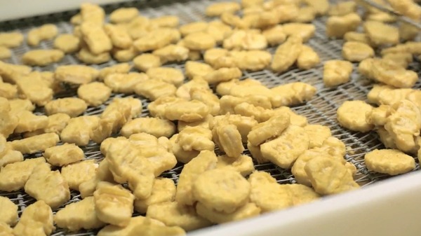 Video: No pink goop in our chicken McNuggets, McDonald's says