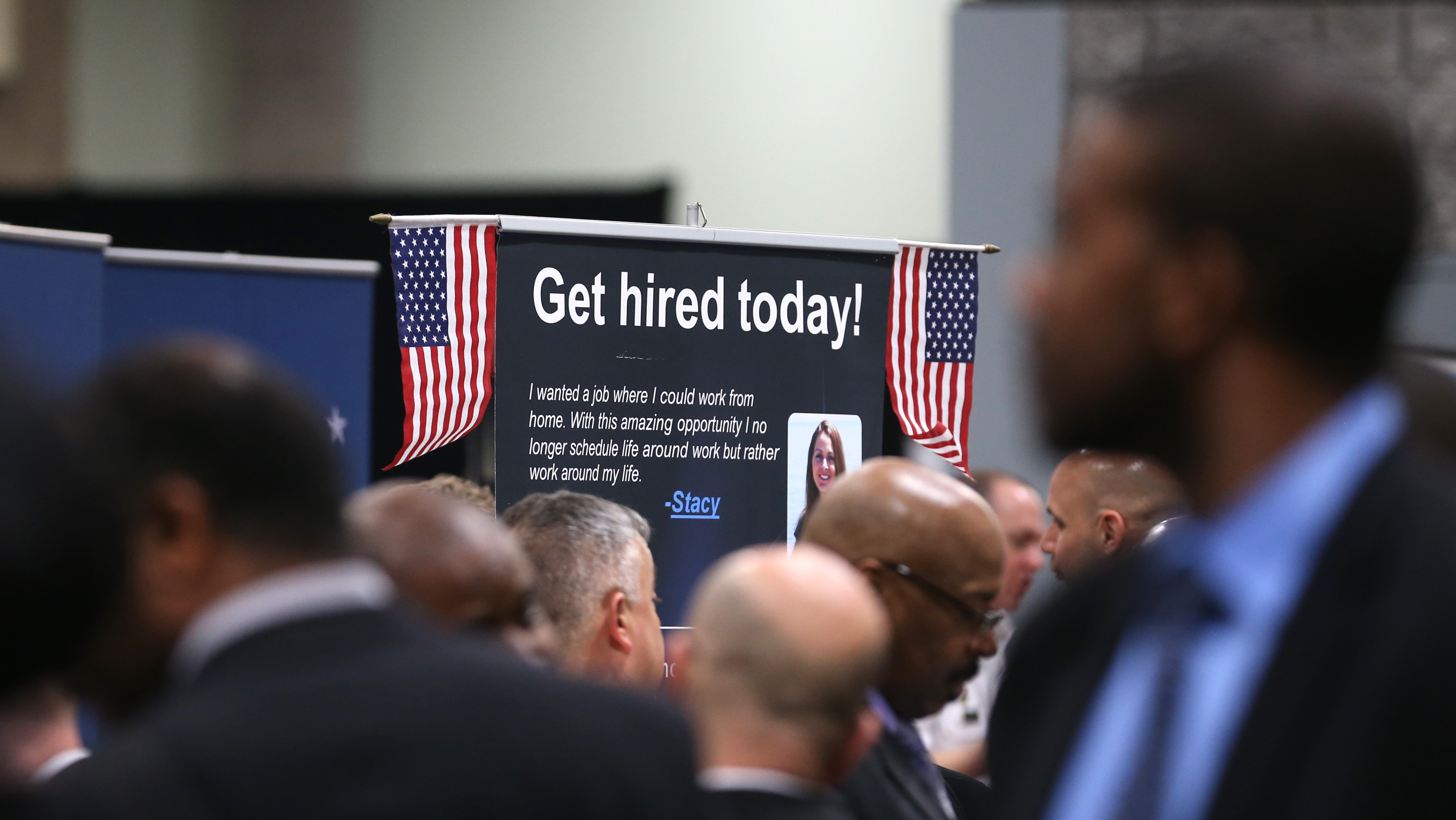 Weekly Jobless Claims Dip; Will Unemployment Rate Do The Same? The