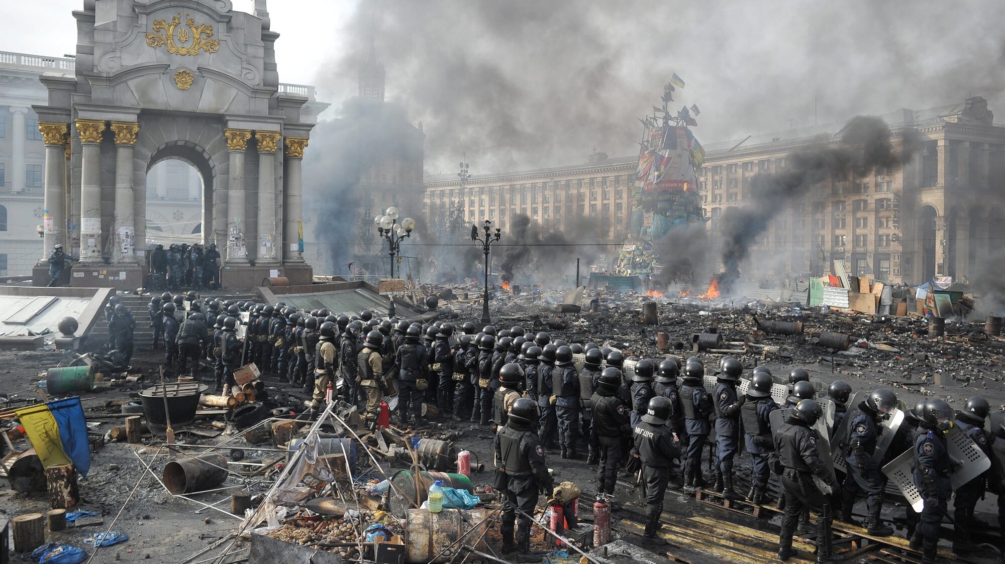 Kiev is 'a war zone' as chaos continues in Ukraine MPR News