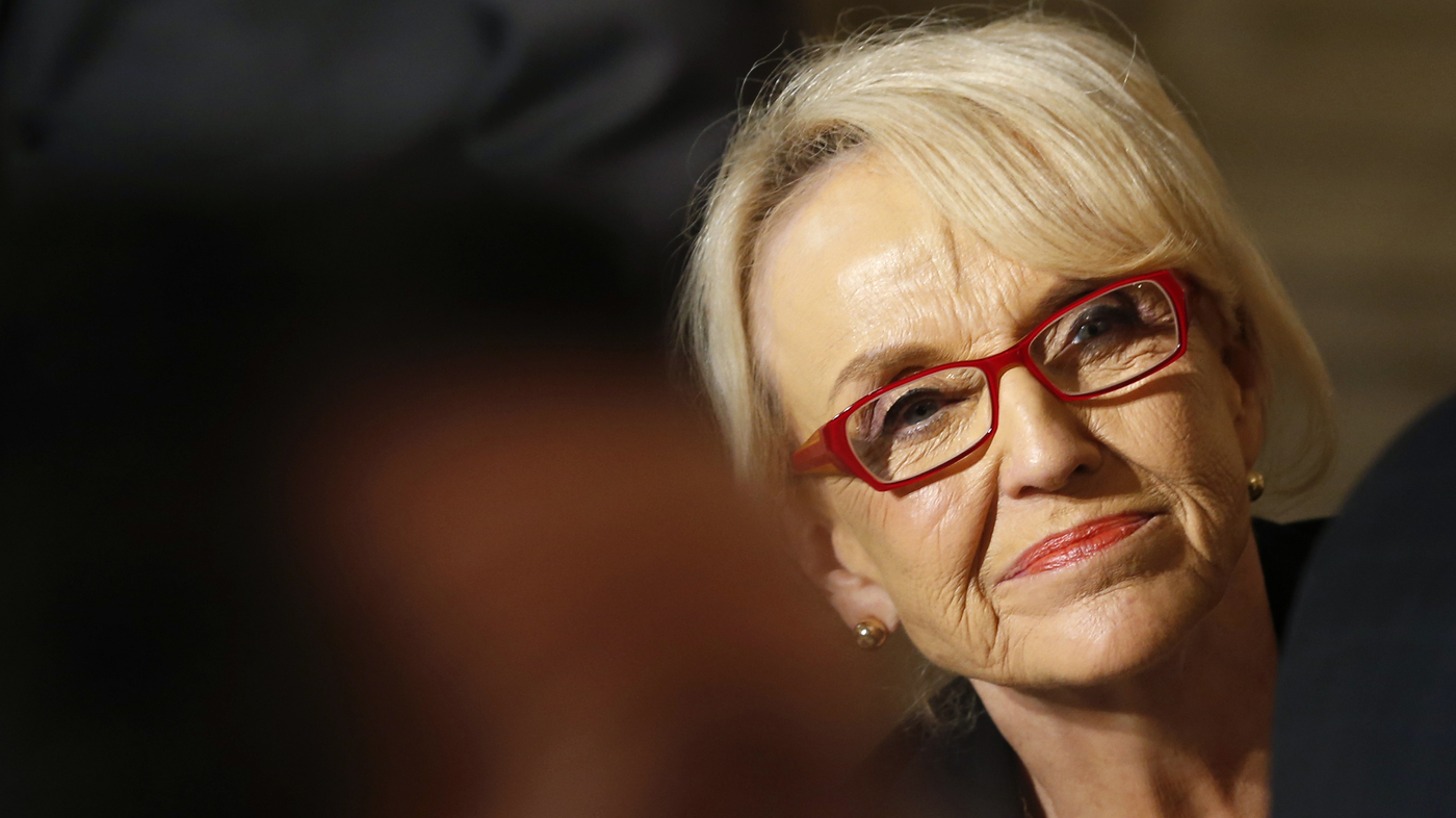 Arizona Gov. Brewer Vetoes Controversial Bill