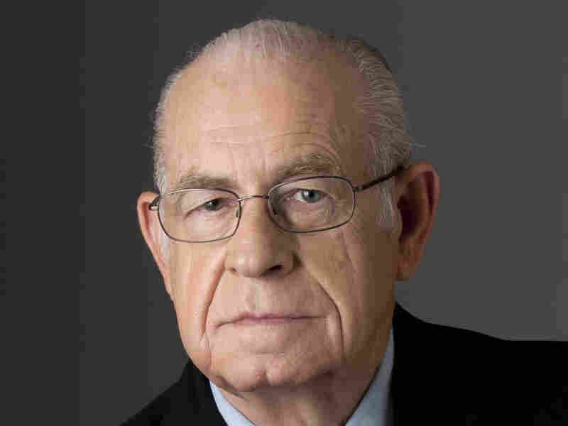 Carl Kasell in 2010.