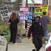 Người sáng lập Westboro Baptist 'sắp chết', con trai ông nói