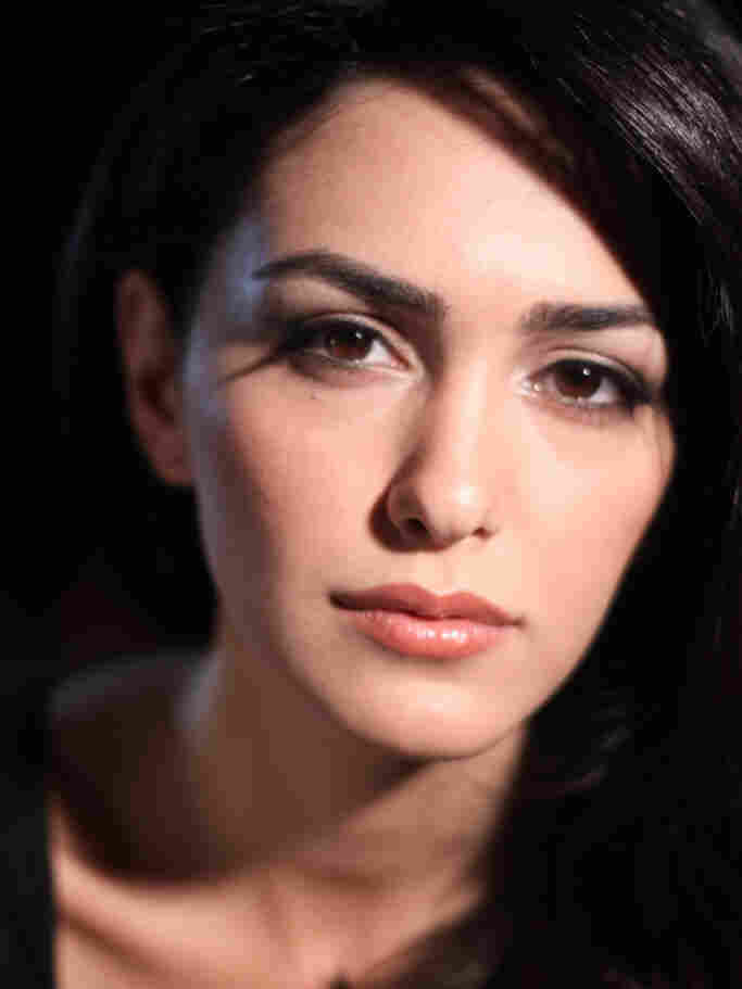 Nazanin Boniadi
