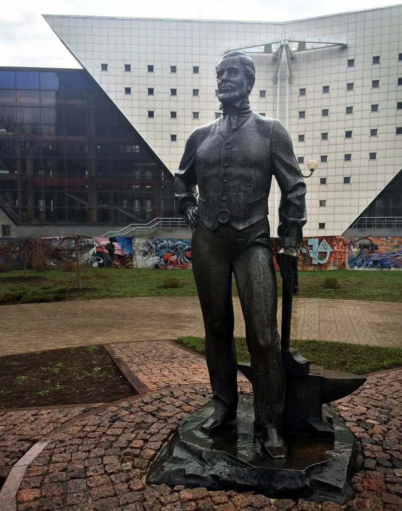God Save The Queen — And Donetsk, Too? : Parallels : NPR