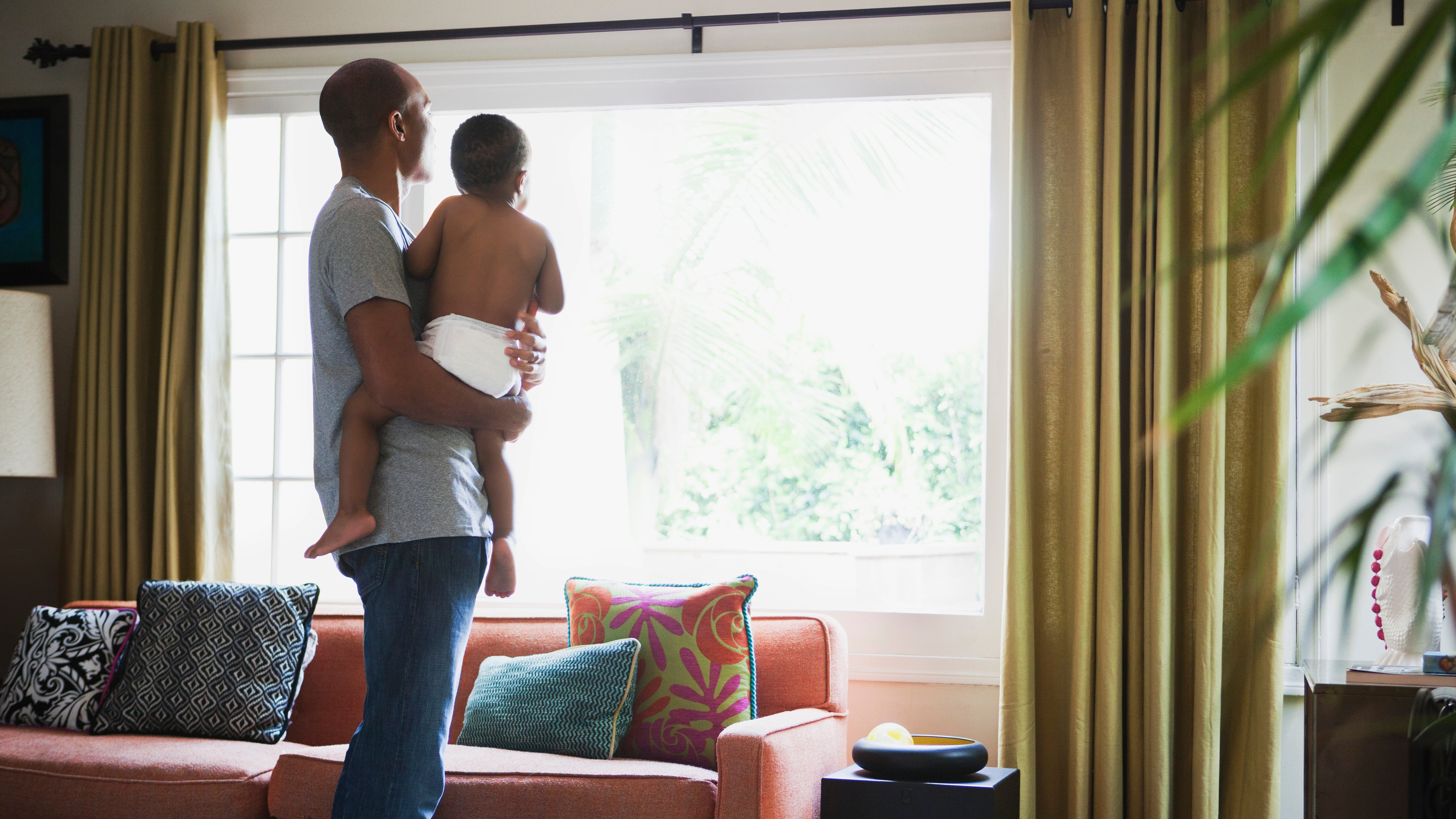 Want to hire smart men? Give them paternity leave. (Getty Images)