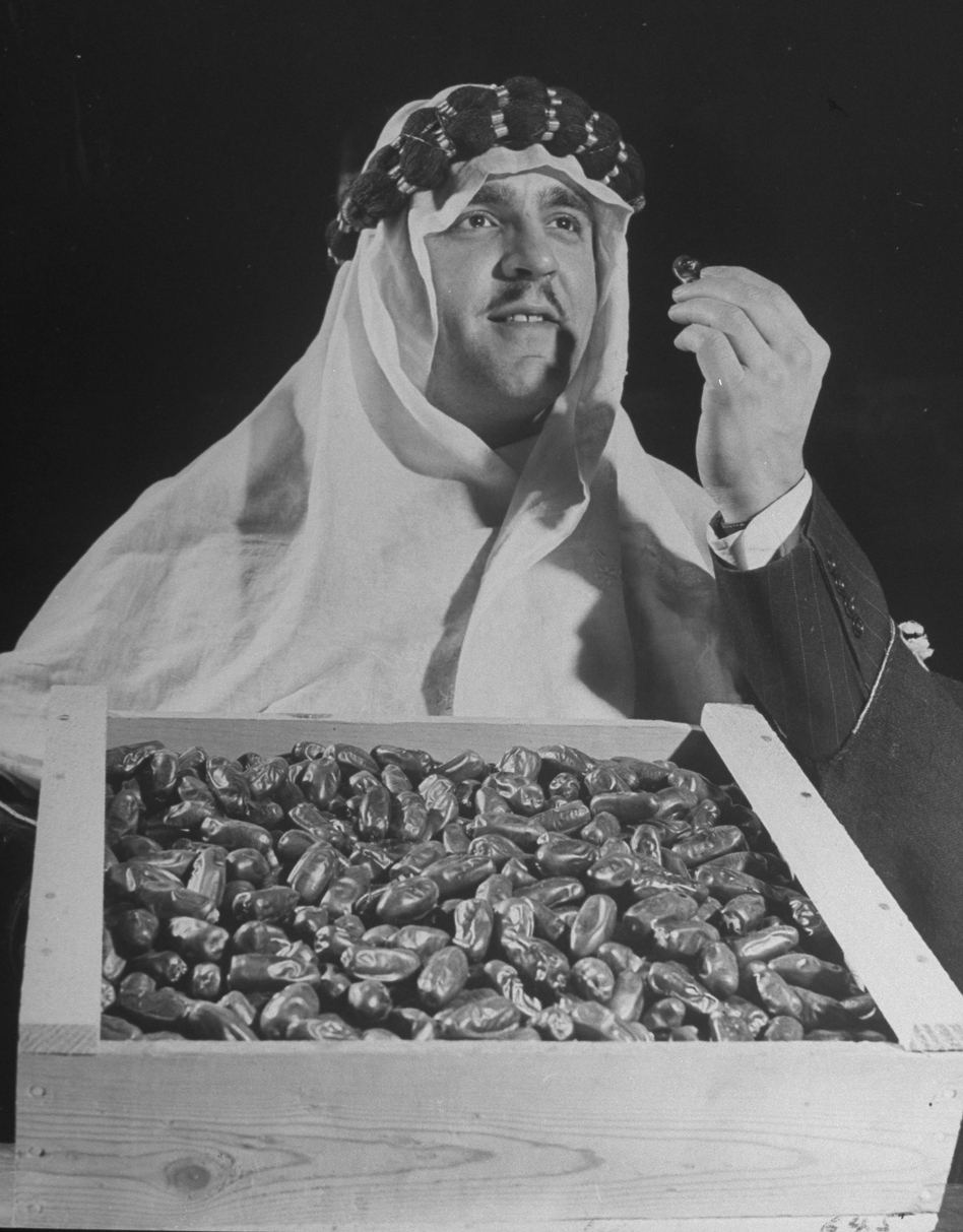How about a date? (Loomis Dean/Time & Life Pictures/Getty Images)