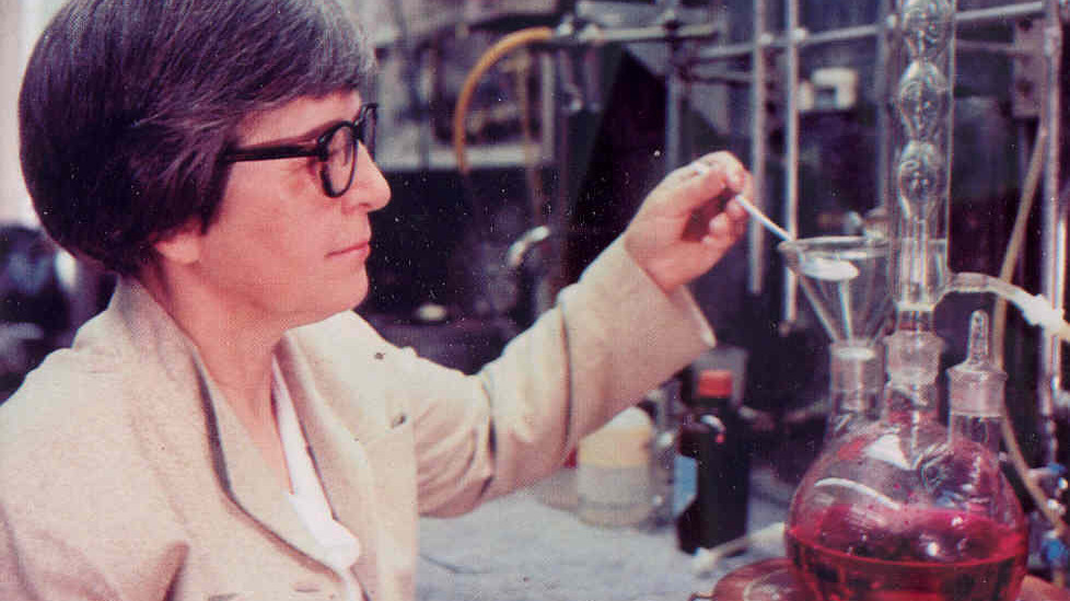 Stephanie Kwolek, Chemist Who Created Kevlar, Dies At 90