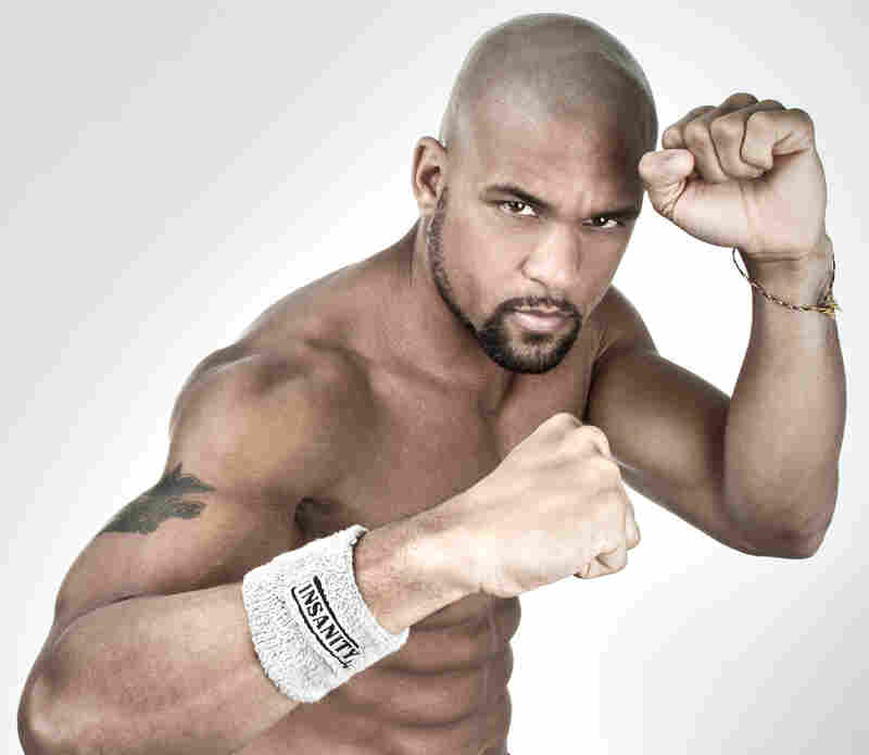 Shaun T 2022: Husband, net worth, tattoos, smoking & body facts - Taddlr