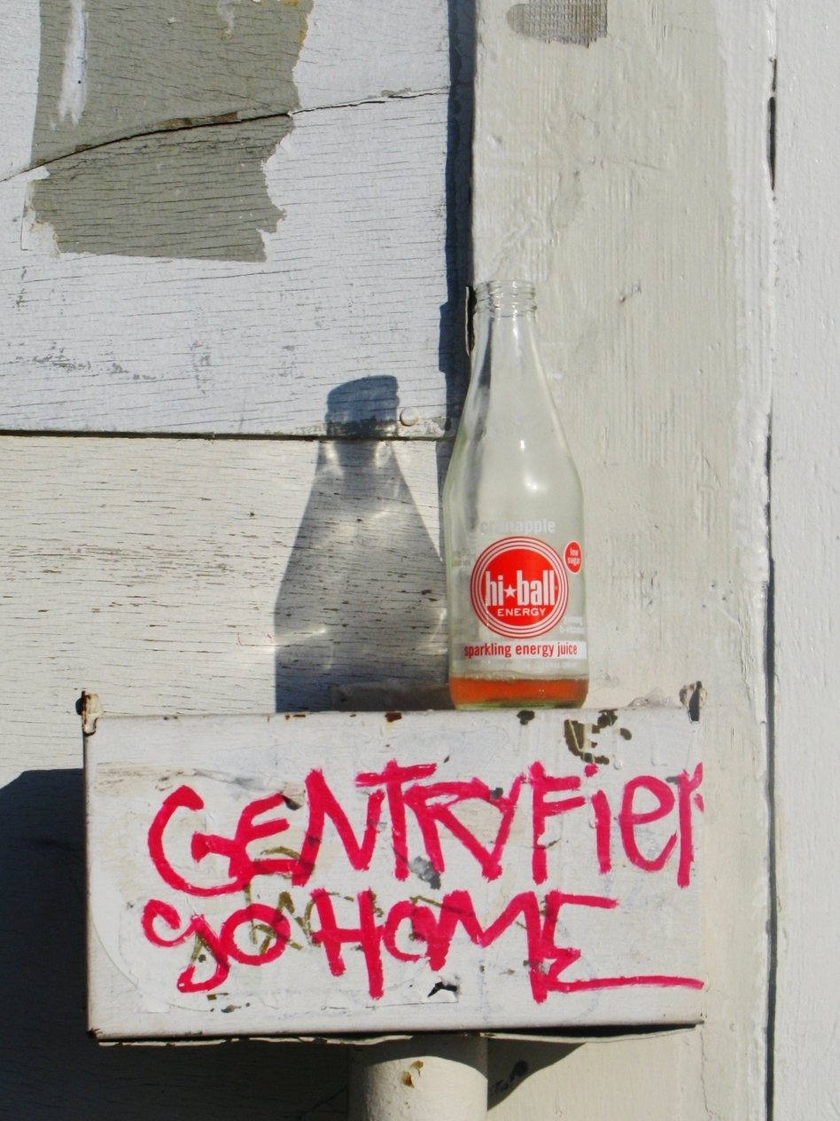 The researchers found that most neighborhoods in Chicago that have seen dramatic gentrification are neighborhoods that were not predominantly black. (Darwin Bell/Flickr)