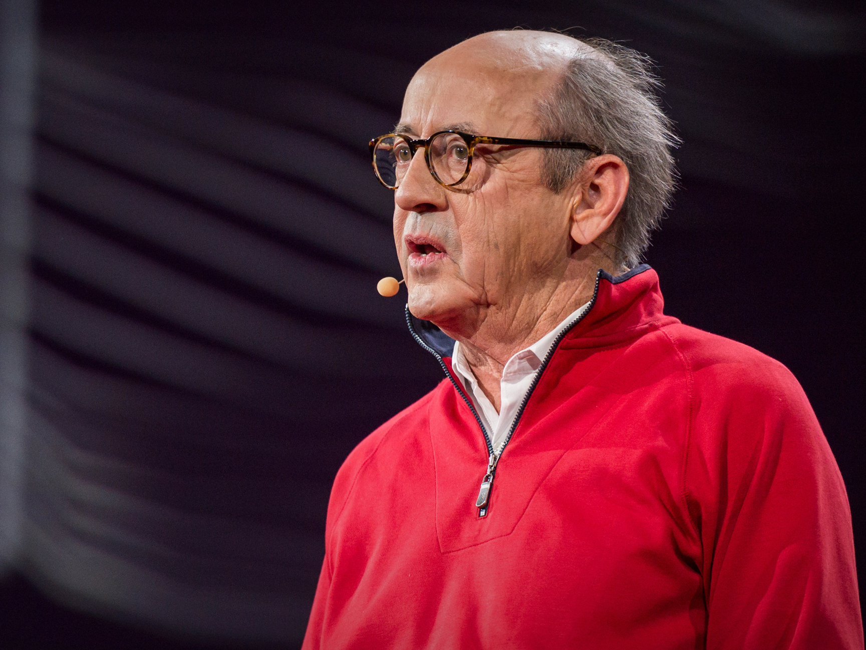 Poet Billy Collins muses on what dogs might actually be thinking. (TED)