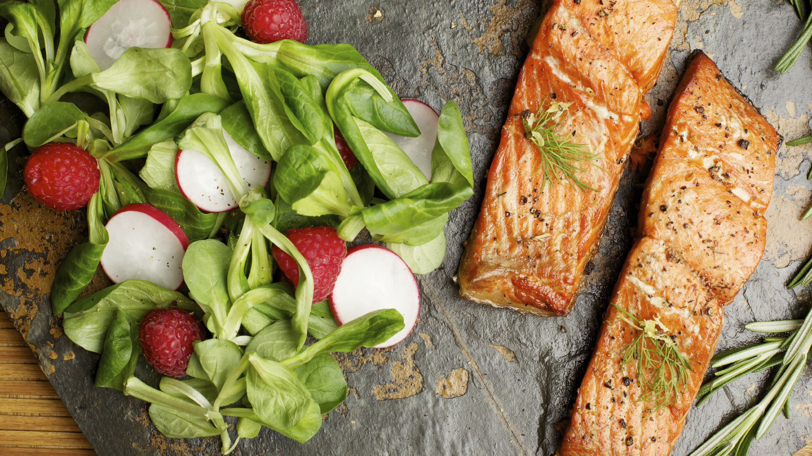 Cutting back on carbs, not fat, may lead to more weight loss | MPR News