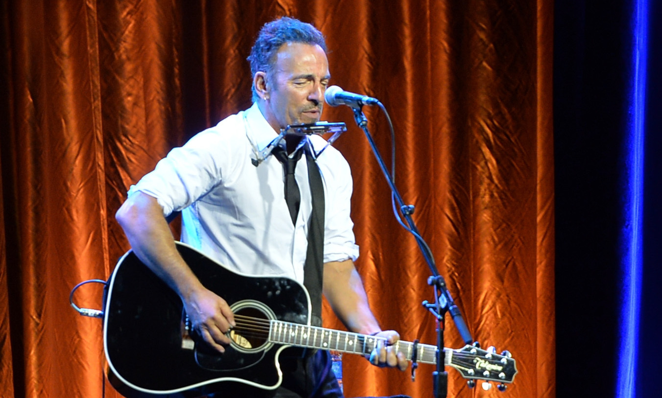 Book News Born to Write? Bruce Springsteen To Publish A Children's