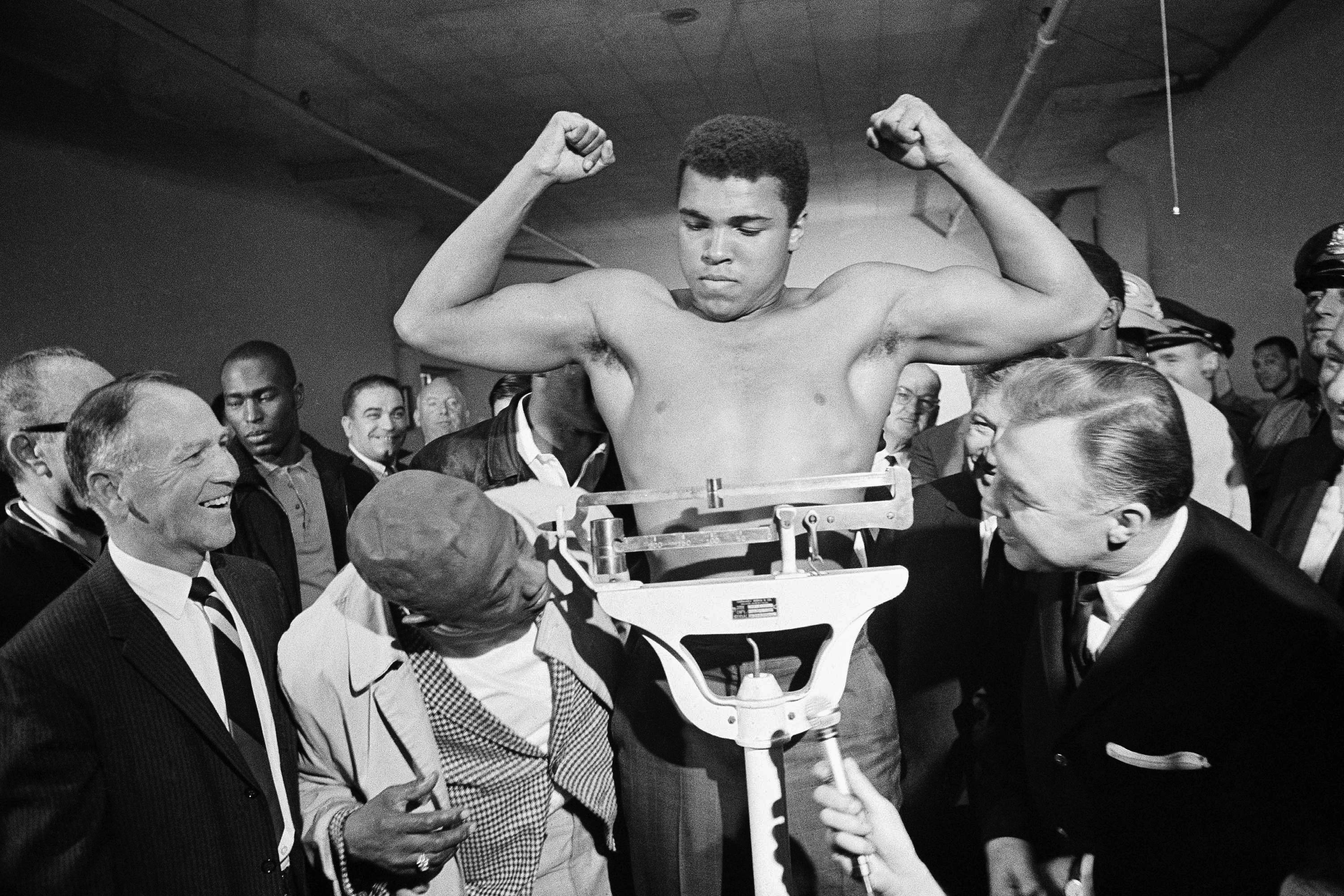 Boxer Muhammad Ali, 'The Greatest Of All Time,' Dies At 74 : NPR, image size:3000x2000