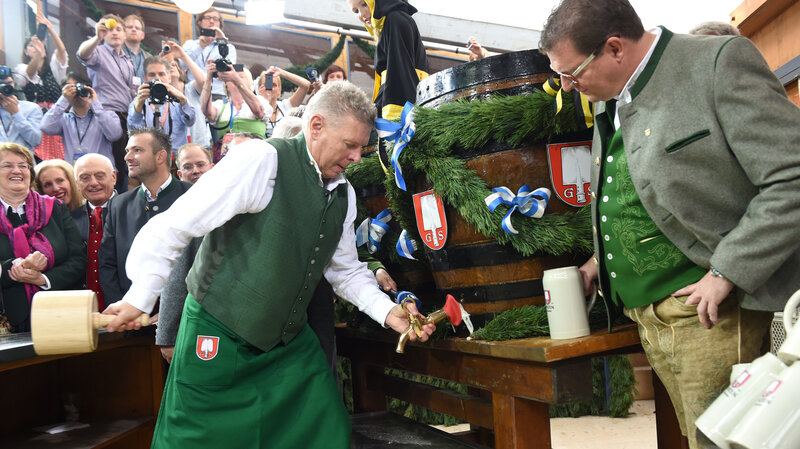 Resultado de imagen para The barrel opening oktoberfest