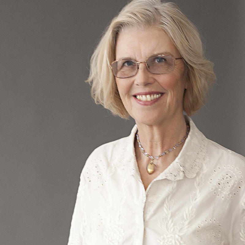 What Luck! 'Early Warning' Continues Smiley's Farm Family Saga NPR