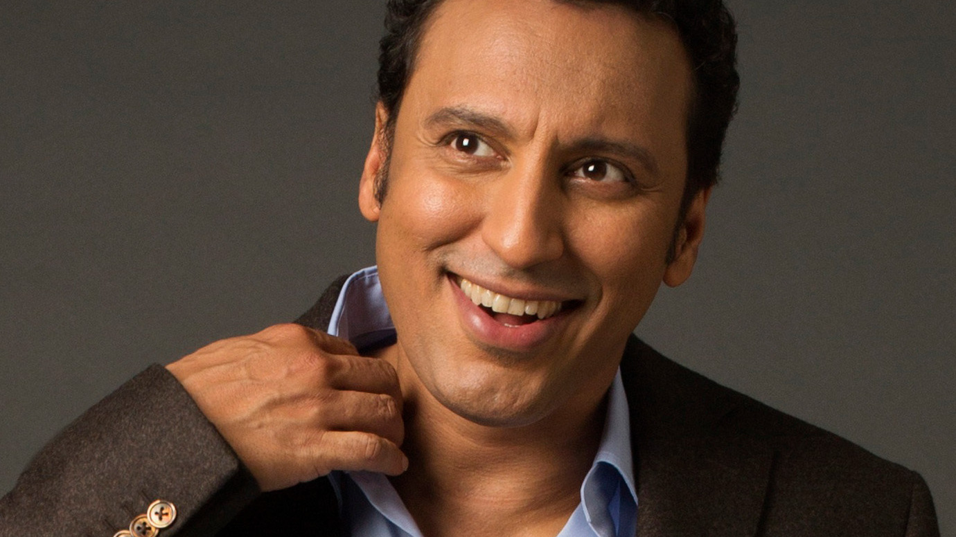 Aasif Mandvi On Life As A 'No Land's Man' And Impressing ...
Aasif Mandvi Zhao