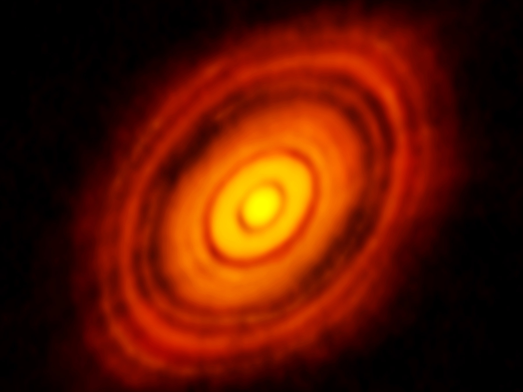 Astronomers glimpse distant planetary nursery