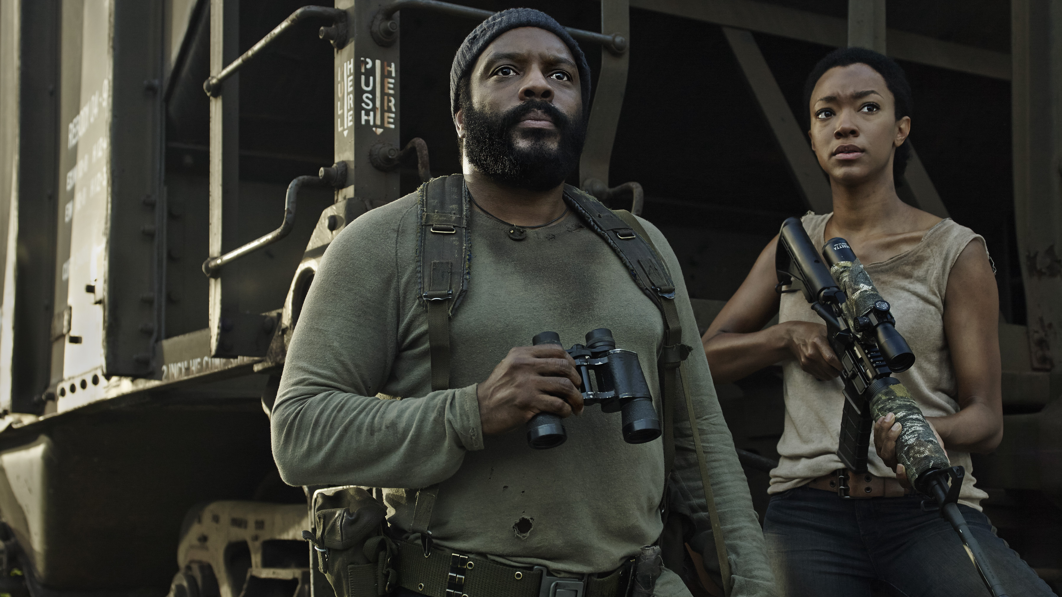 Chad Coleman, left and Sonequa Martin-Green star as Tyreese and Sasha on AMC's <em>The Walking Dead.</em> (AMC)