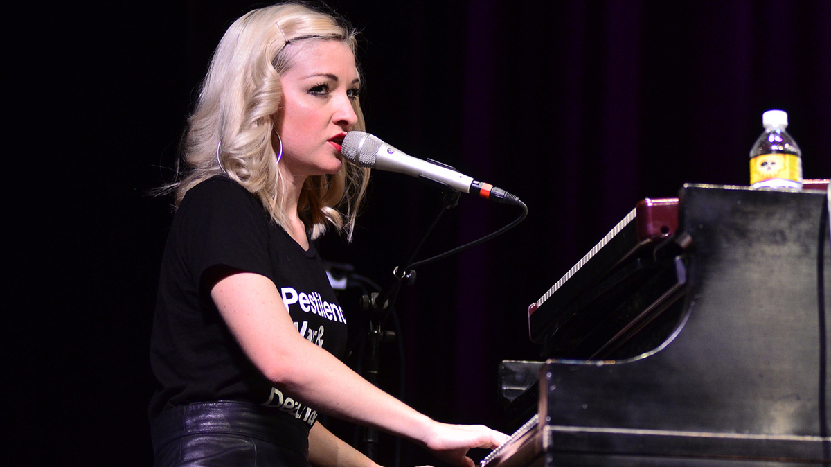 Kate MillerHeidke On Mountain Stage NPR