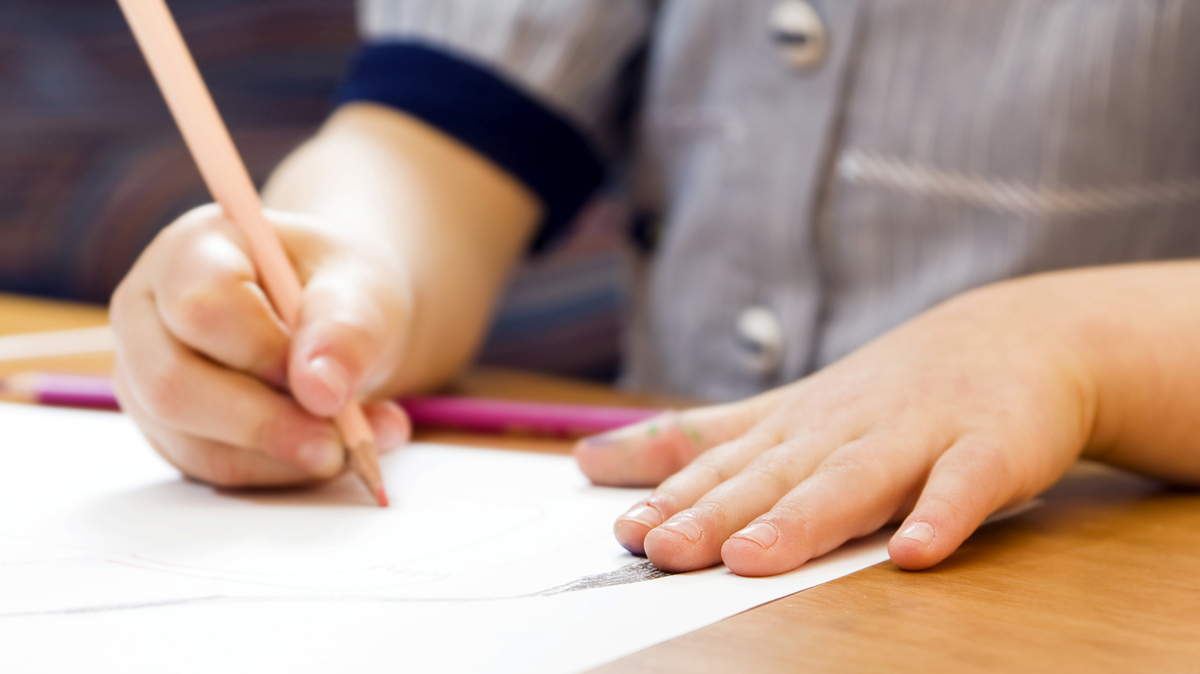 Peter Ormerod argues that parents shouldn't force their children to write thank-you cards — it's an exercise in insincerity, he says, and there are better ways to promote gratitude.